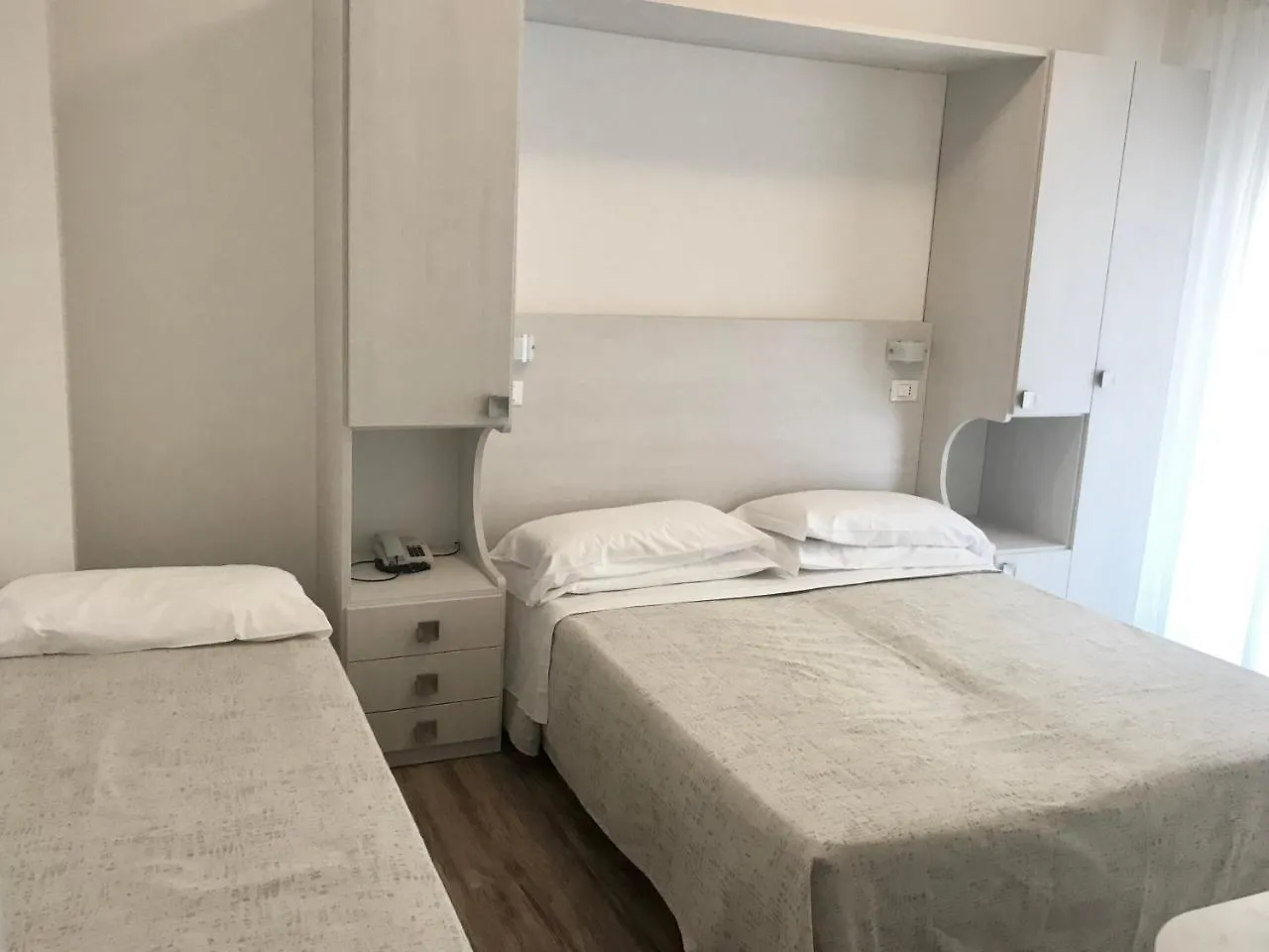 Hotel Nelson Rimini 3*,