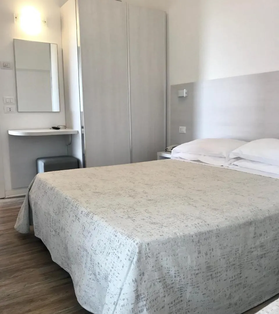 Hotel Nelson Rimini 3*,  Italien